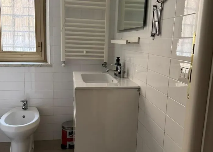 Termini Cozy Corner Wi-fi Ac Free Apartment Rom
