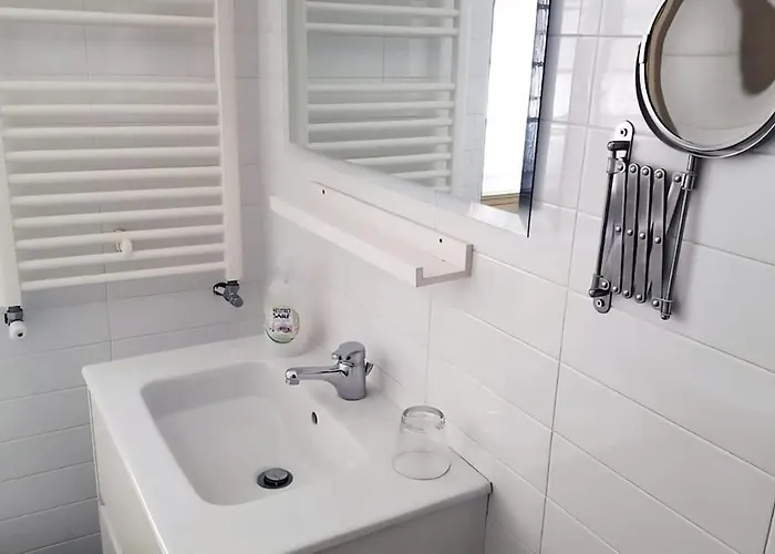 Termini Cozy Corner Wi-fi Ac Free Apartment *